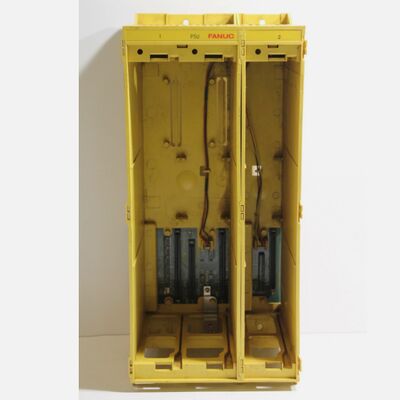 Panel operatorski FANUC z 3-osiowym sterowaniem, wytrzymała konstrukcja i stopień ochrony IP54 dla robotów przemysłowych