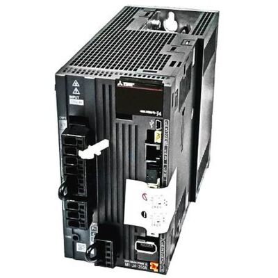 Mitsubishi MR-J4-350A Wzmacniacz serwonapędu AC 3,5 kW, 200–240 V, seria MELSERVO-J4