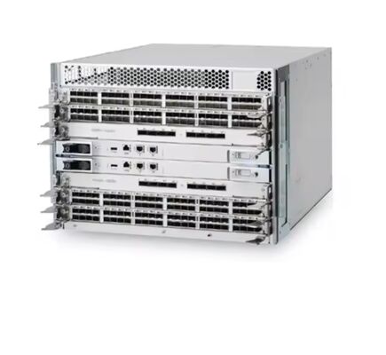Brocade BR-DCX8518-B-0001 DCX 8510-8 SAN Backbone Director Switch, 10,2 Tb/s, 16G FC, pakiet Enterprise