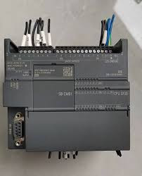 6ES7288 3AE04 0AA0 Zaawansowany programowalny sterownik logiczny PLC Sterowanie przemysłowe
