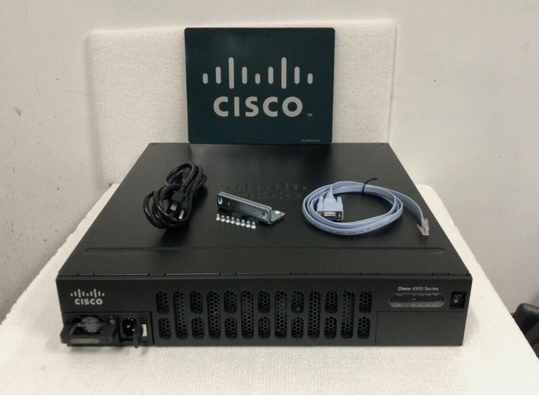 ISR4351-VSEC/K9 Cisco ISR 4351 Bundle With UC & Sec Lic PVDM4-64 CUBE-25 obsługujący 3 gniazda modułów interfejsu sieciowego (NIM)