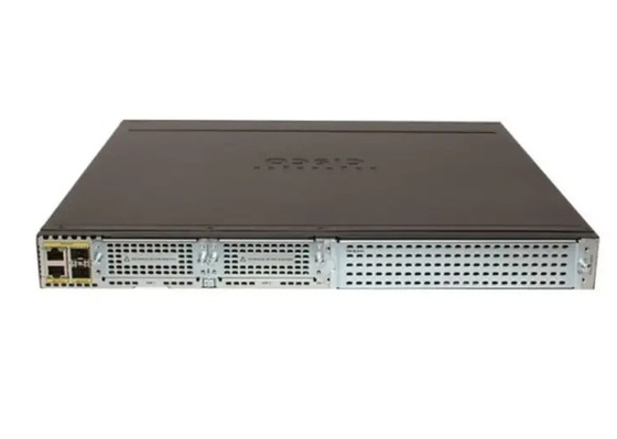 ISR4431-K9 obsługuje 3 moduły interfejsu sieciowego NIM Slots dostarcza 500 Mbps do 1 Gbps łącznej przepustowości
