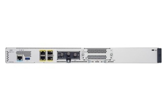 C8200L-1N-4T Platformy brzegowe Cisco Catalyst 8200 Series i UCPE 1RU z 1 gniazdem NIM i 4 portami 1-Gigabit Ethernet WAN
