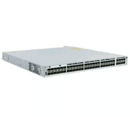 Cisco Catalyst 9300 Switch z 48 portami UPOE, pojemnością 256 Gbps i 8 GB DRAM dla sieci o wysokiej gęstości