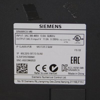Siemens 6SL3210-5FE13-5UA0 Serwonapęd SINAMICS V90 o mocy 3,5 kW, wejściu 380-480 V AC i stopniu ochrony IP20
