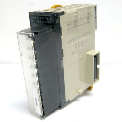 16-punktowy moduł wejściowy 24 V DC Omron CJ1W-ID211 do sterowników PLC serii CJ