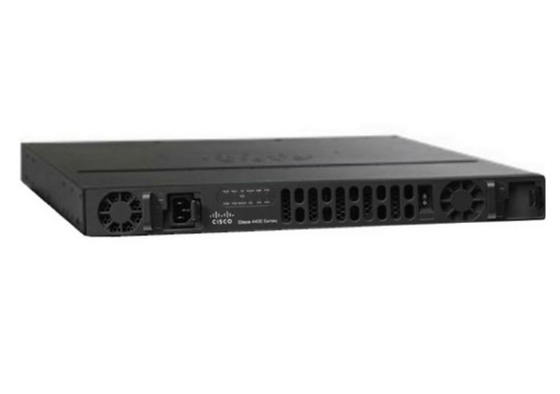 ISR4431-V/K9 Cisco ISR 4431 (4GE,3NIM,8G FLASH,4G DRAM,VOIP) 500Mbps-1Gbps Przejście systemu, 4 porty WAN/LAN